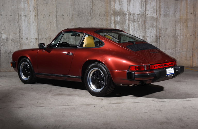 Porsche 911 Carrera 3.2 (US)