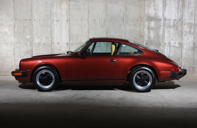 Porsche 911 Carrera 3.2 (US)