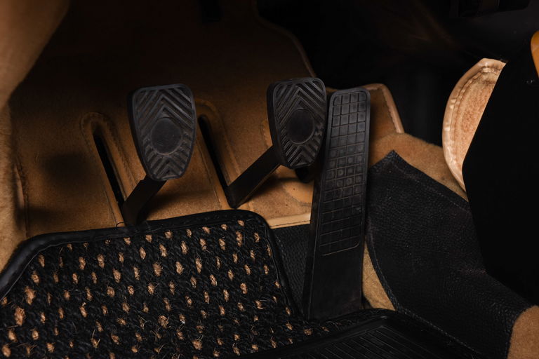 Porsche 911 Carrera 3.2 (US)