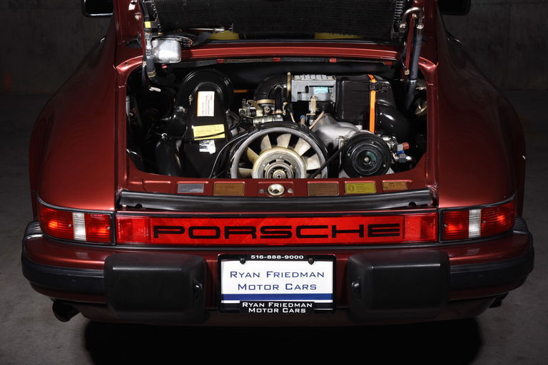 Porsche 911 Carrera 3.2 (US)