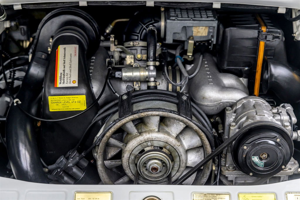 Porsche 911 Carrera 3.2