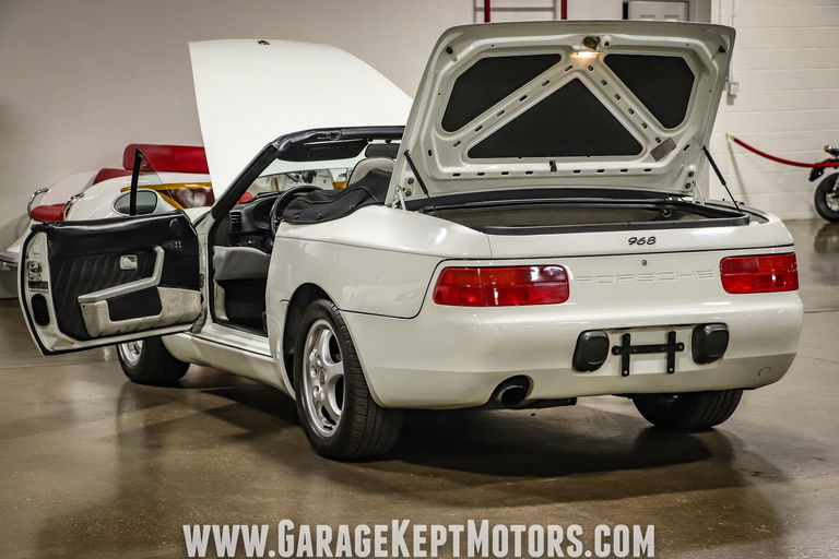 Porsche 968