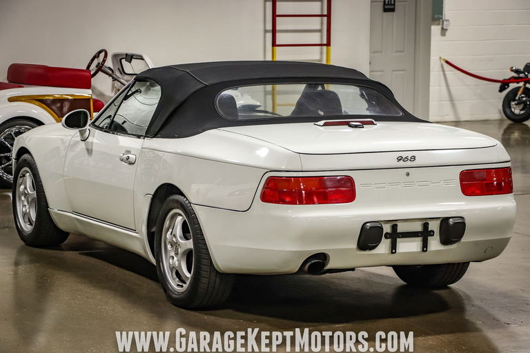 Porsche 968