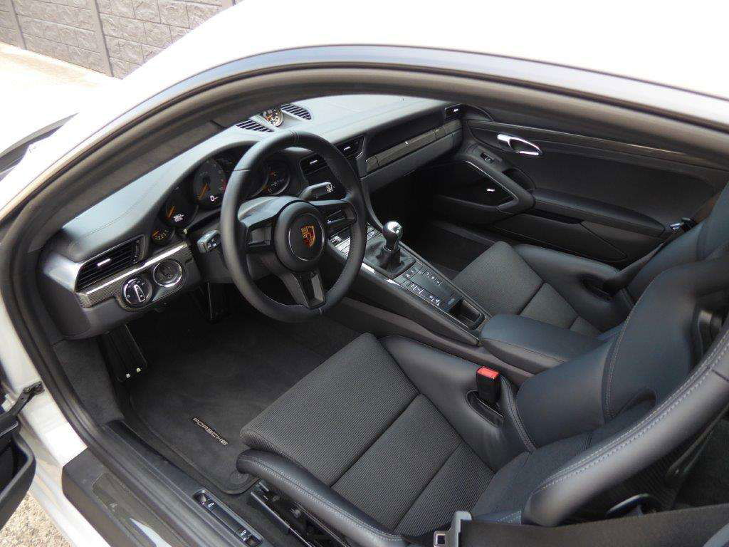 Porsche 991 GT3 Touring