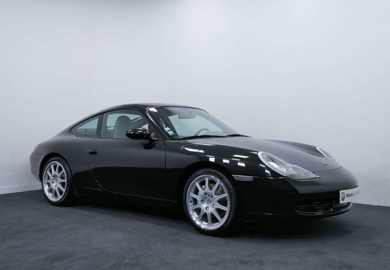 Porsche 996 Carrera 4