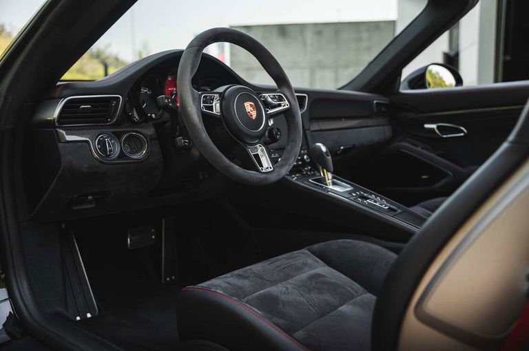 Porsche 991.2 Carrera 4 GTS