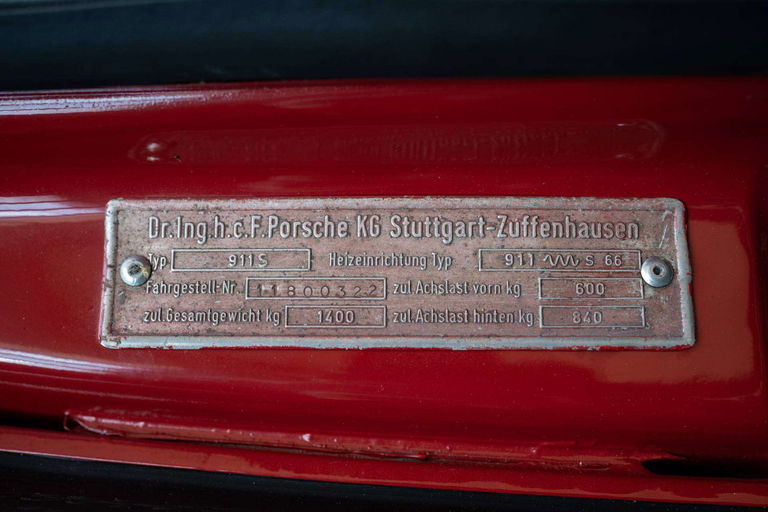 Porsche 911 S (F-Modell)