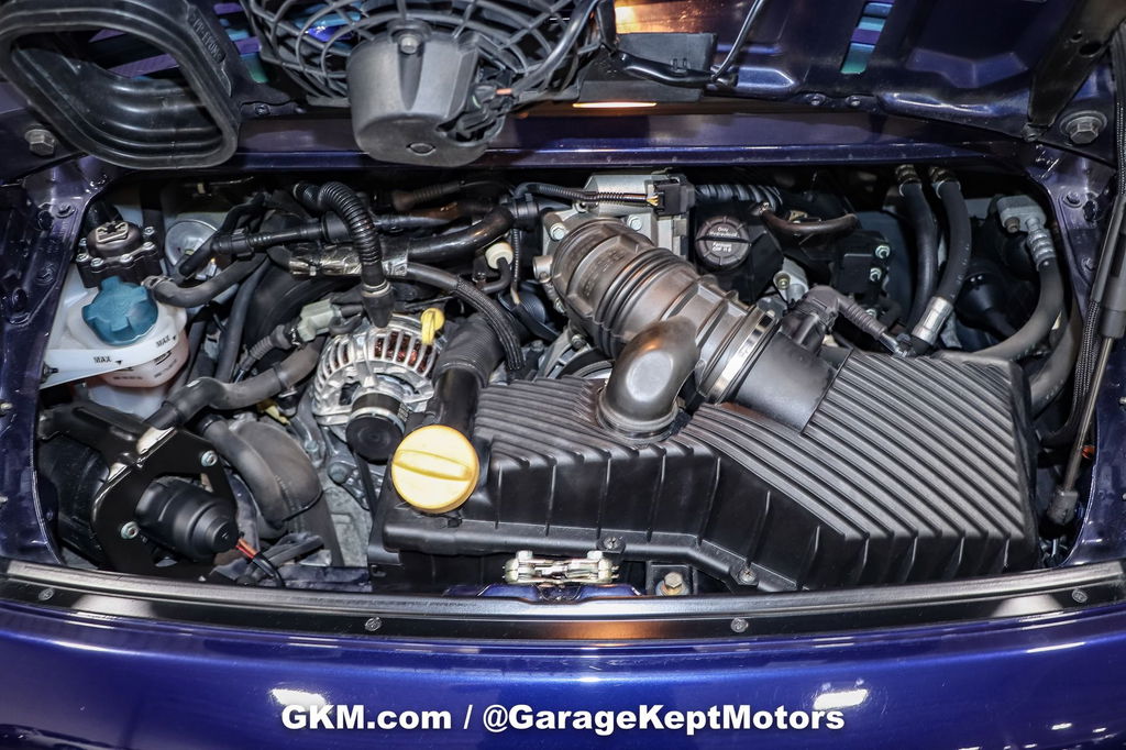 Porsche 996 Carrera 4