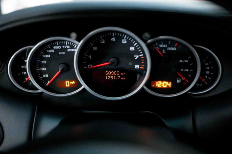 Porsche 996.2 Carrera “40 Jahre 911”