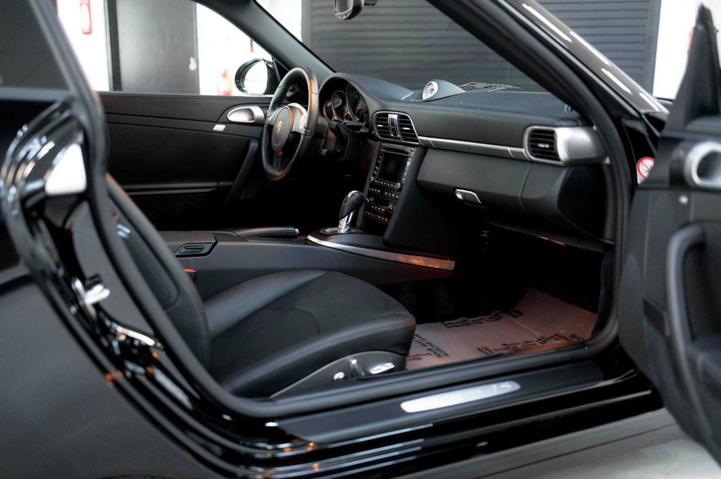 Porsche 997.2 Carrera 4S