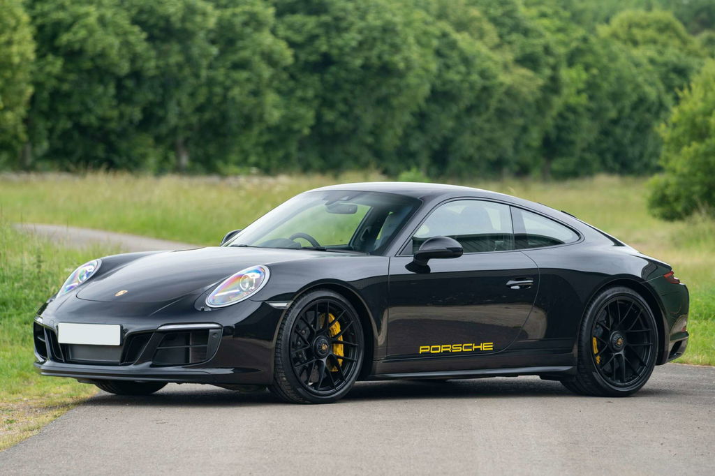 Porsche 991.2 Carrera GTS