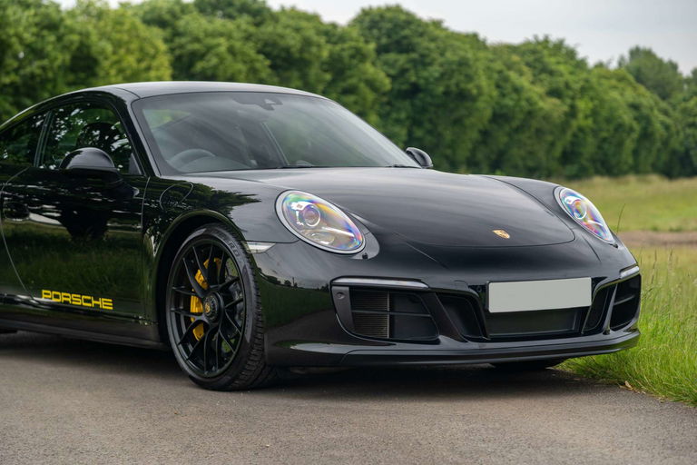 Porsche 991.2 Carrera GTS