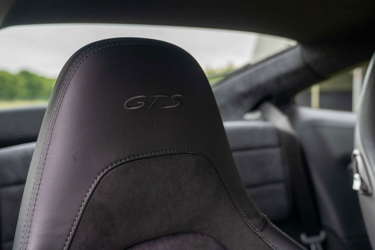 Porsche 991.2 Carrera GTS