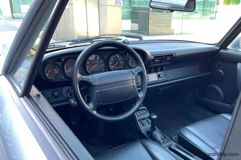 Porsche 964 Carrera 4