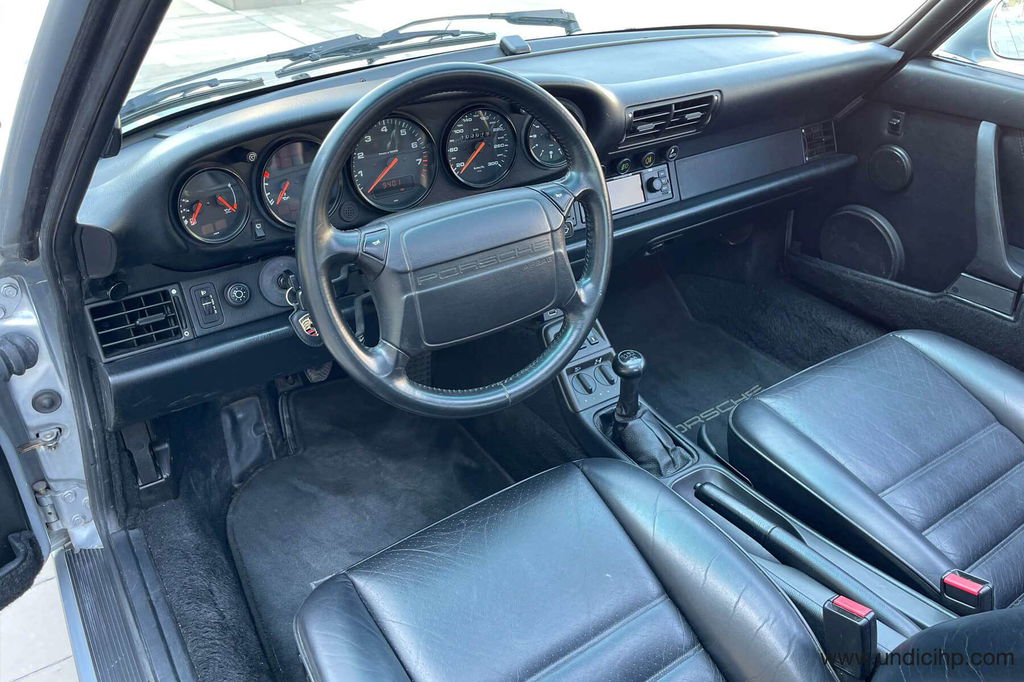 Porsche 964 Carrera 4