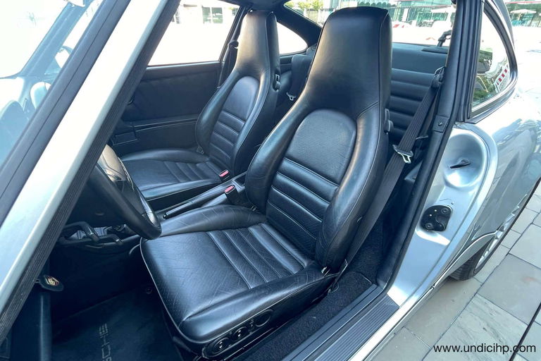 Porsche 964 Carrera 4