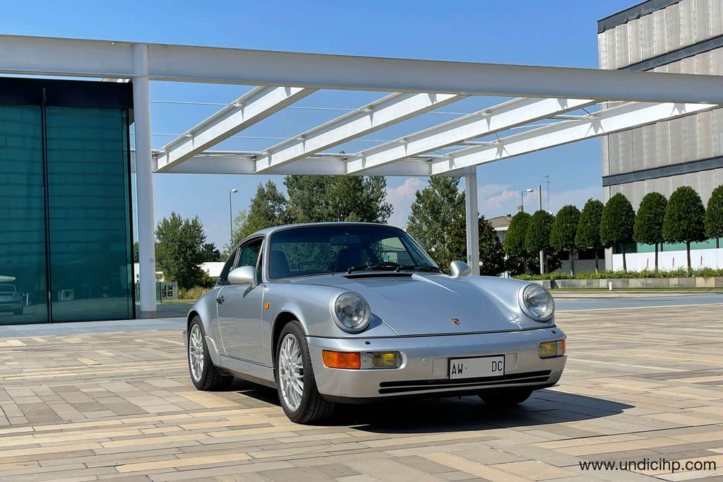 Porsche 964 Carrera 4