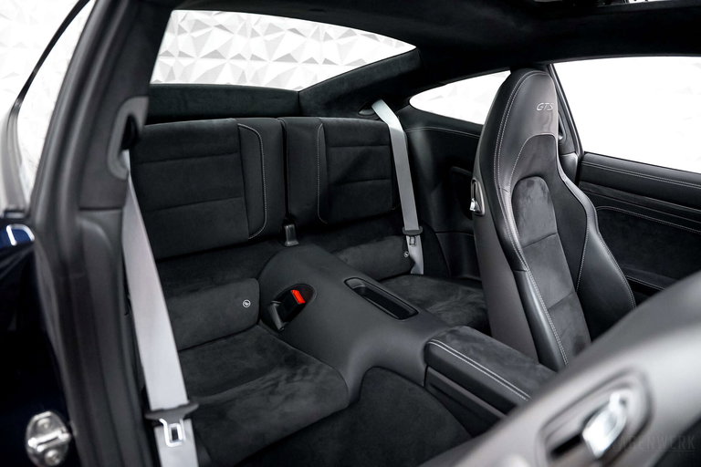 Porsche 991.2 Carrera 4 GTS