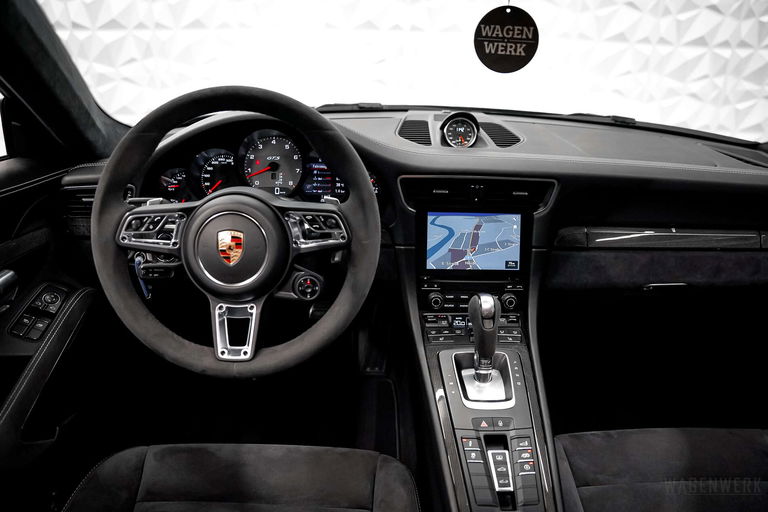 Porsche 991.2 Carrera 4 GTS