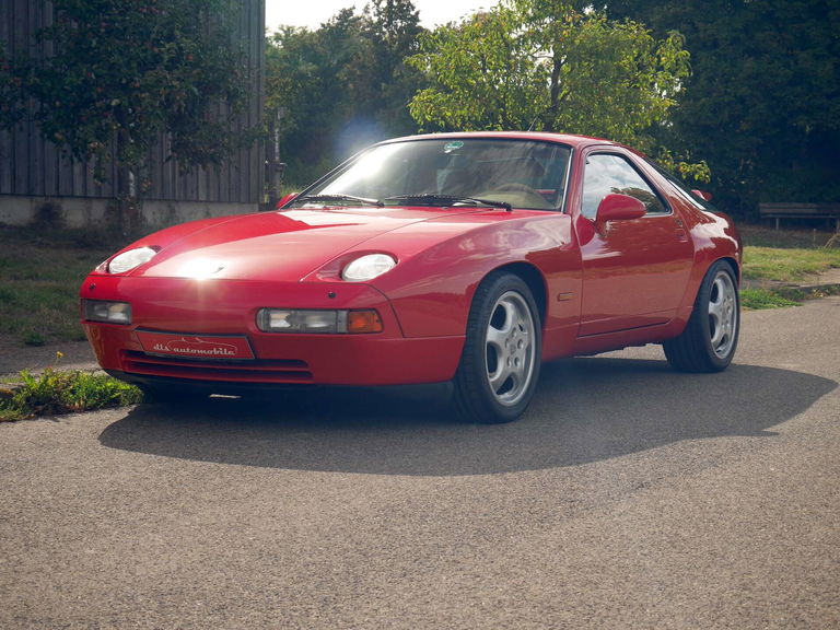 Porsche 928 GTS