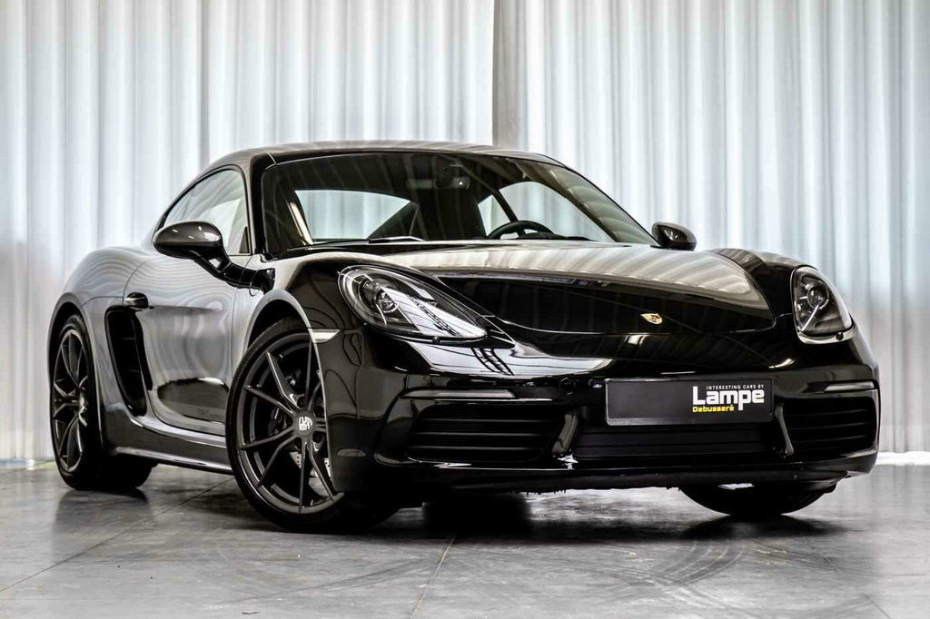 Porsche 718 Cayman T