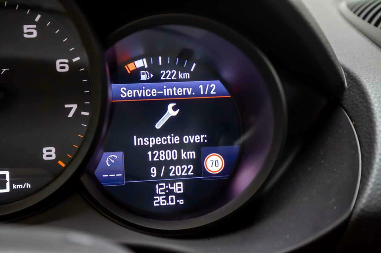 Porsche 718 Cayman T