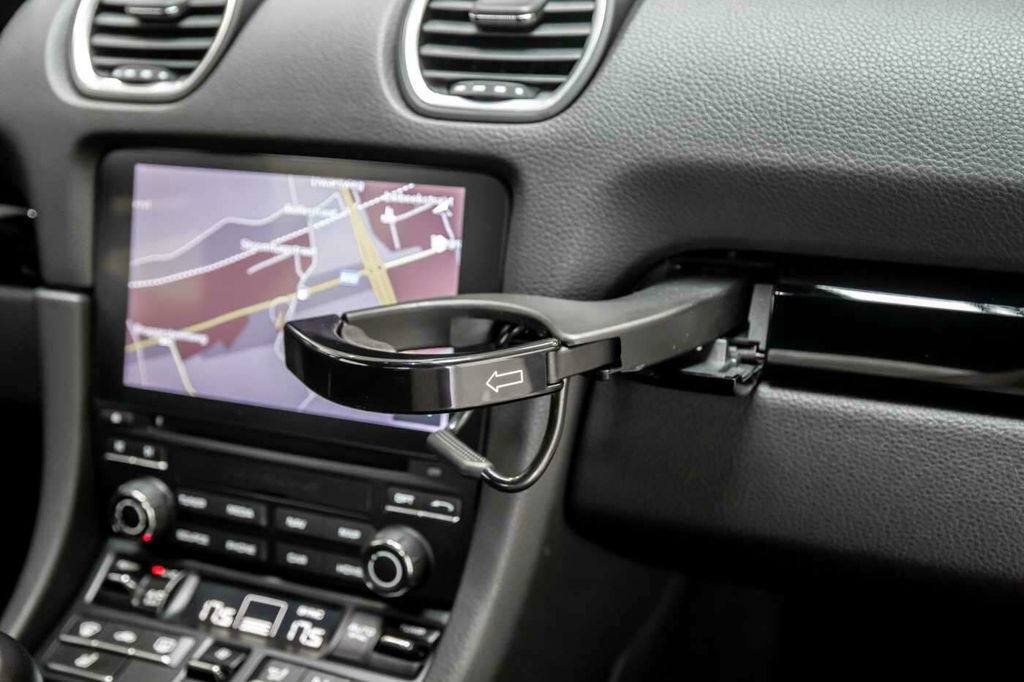 Porsche 718 Cayman T