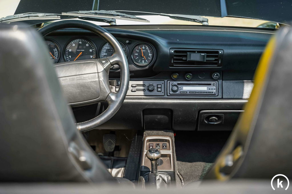 Porsche 964 Carrera 2