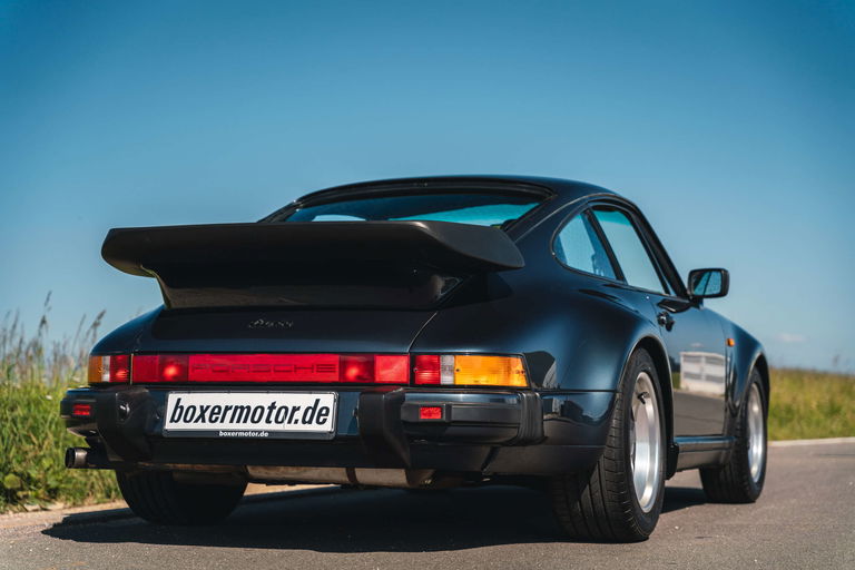 Porsche 911 Turbo 3.3