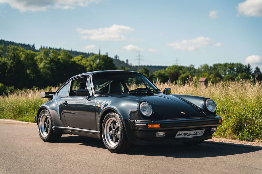 Porsche 911 Turbo 3.3