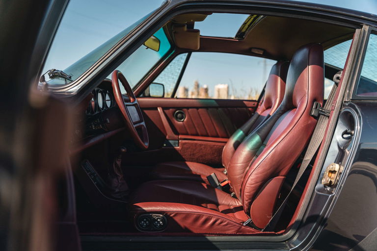 Porsche 911 Turbo 3.3