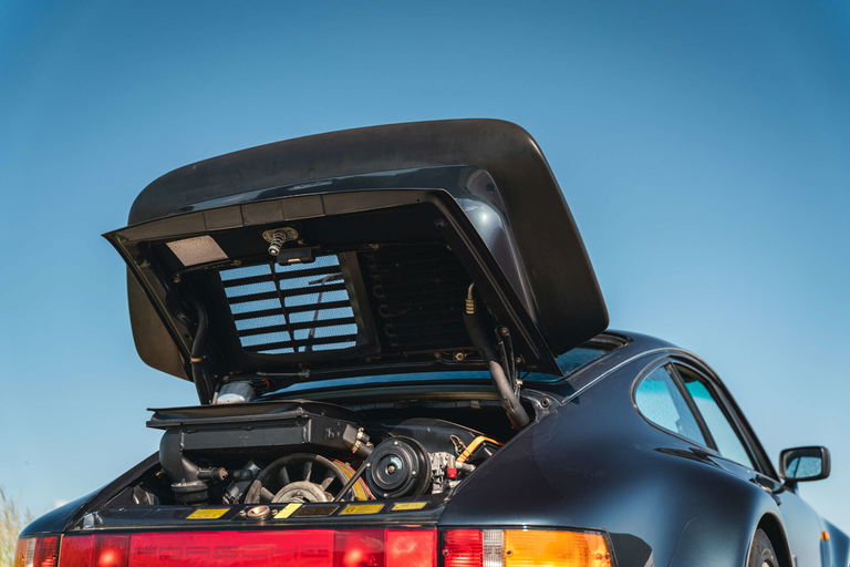 Porsche 911 Turbo 3.3