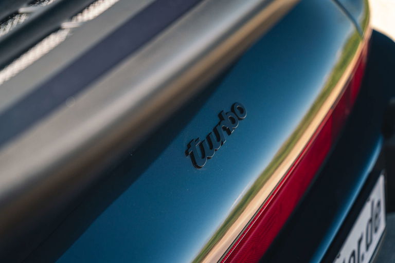 Porsche 911 Turbo 3.3