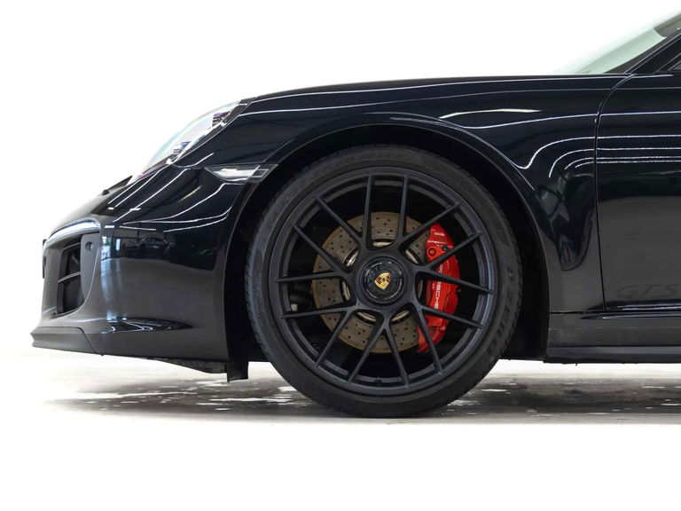 Porsche 991.2 Carrera GTS