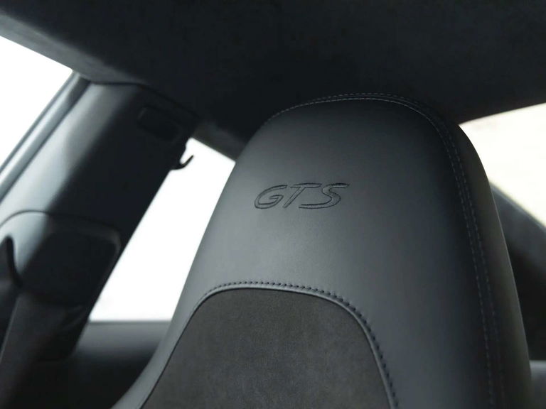 Porsche 991.2 Carrera GTS