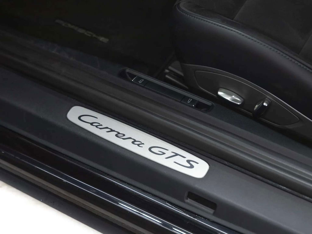 Porsche 991.2 Carrera GTS