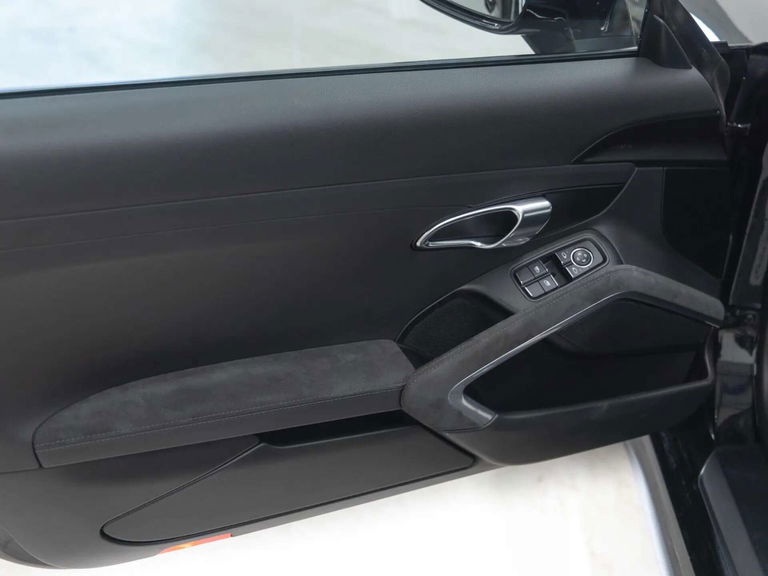 Porsche 991.2 Carrera GTS