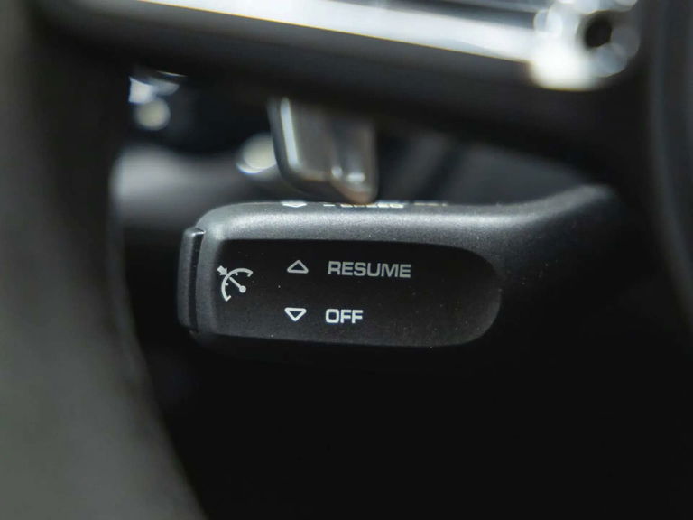 Porsche 991.2 Carrera GTS