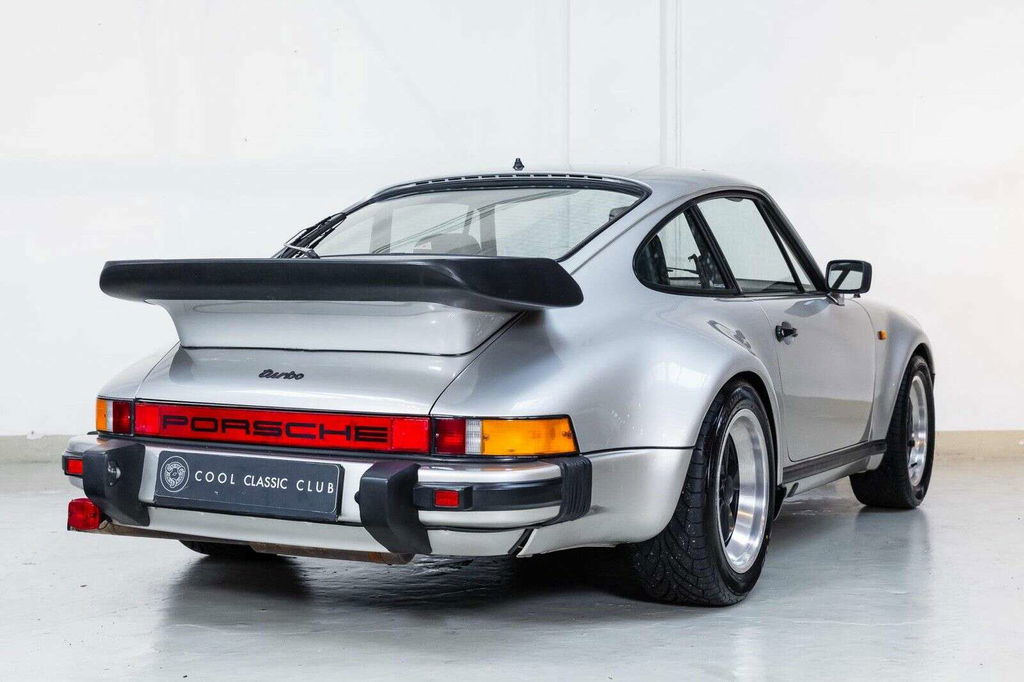 Porsche 911 Turbo 3.3 (US)