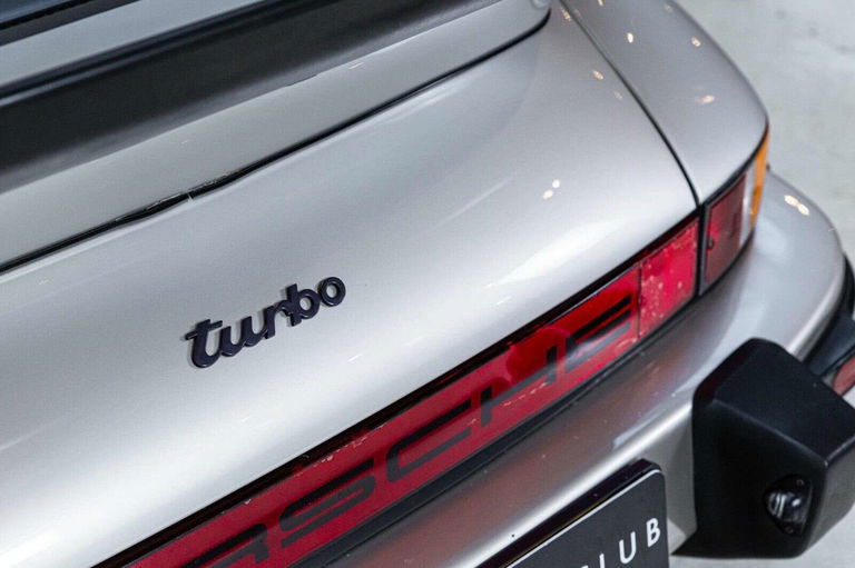 Porsche 911 Turbo 3.3 (US)