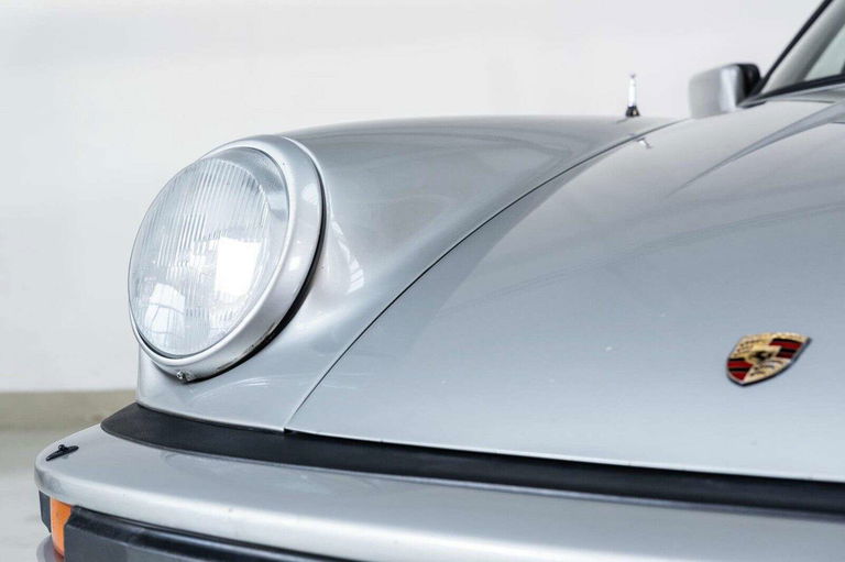 Porsche 911 Turbo 3.3 (US)