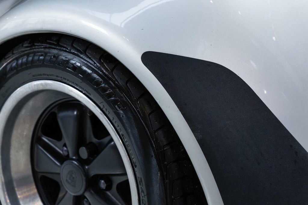 Porsche 911 Turbo 3.3 (US)