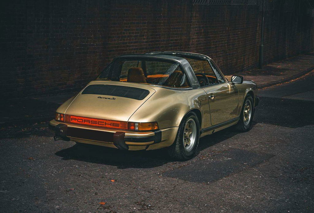 Porsche 911 Carrera 3,0