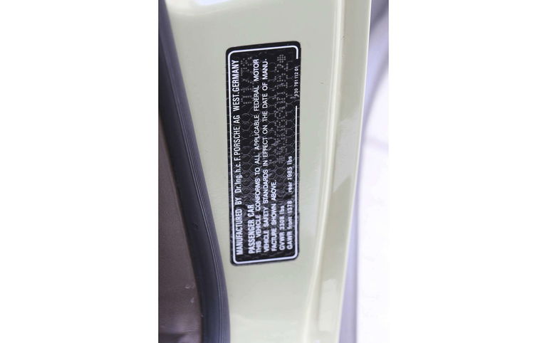 Porsche 911 Turbo 3.3