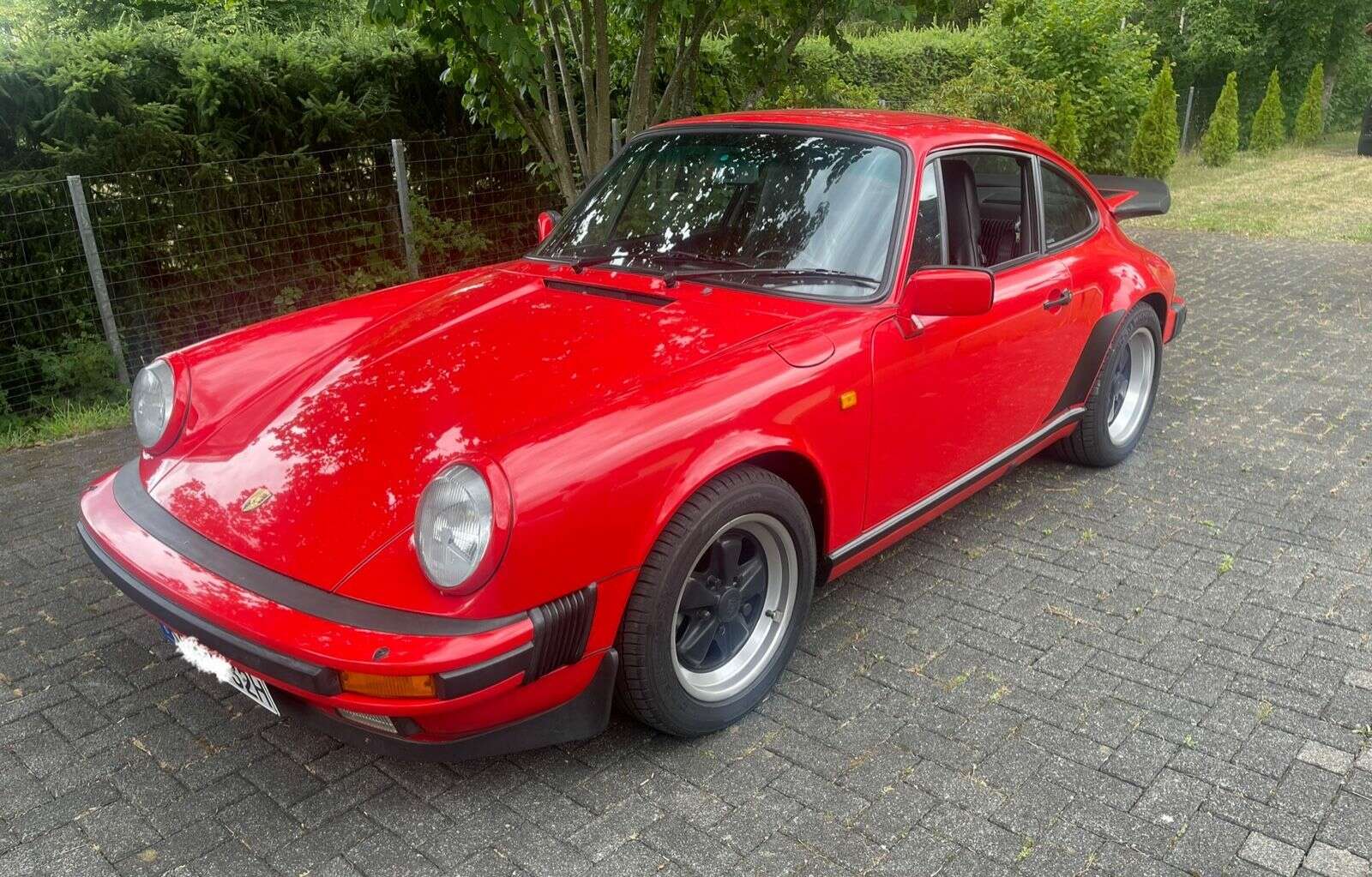 Porsche 911 Carrera 3.2