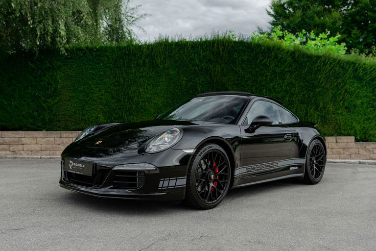 Porsche 991 Carrera 4 GTS