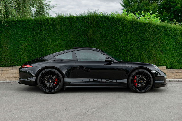 Porsche 991 Carrera 4 GTS