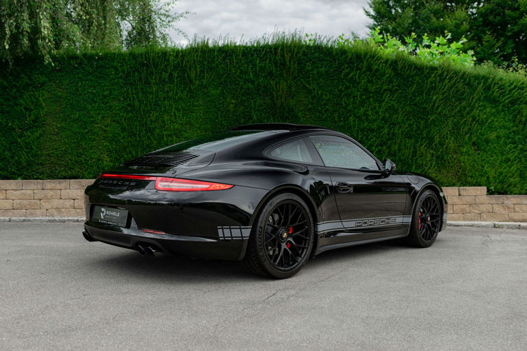 Porsche 991 Carrera 4 GTS