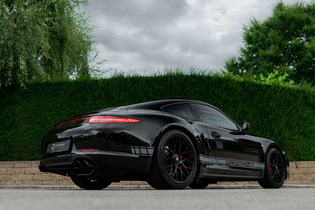 Porsche 991 Carrera 4 GTS