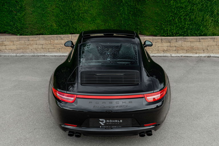 Porsche 991 Carrera 4 GTS